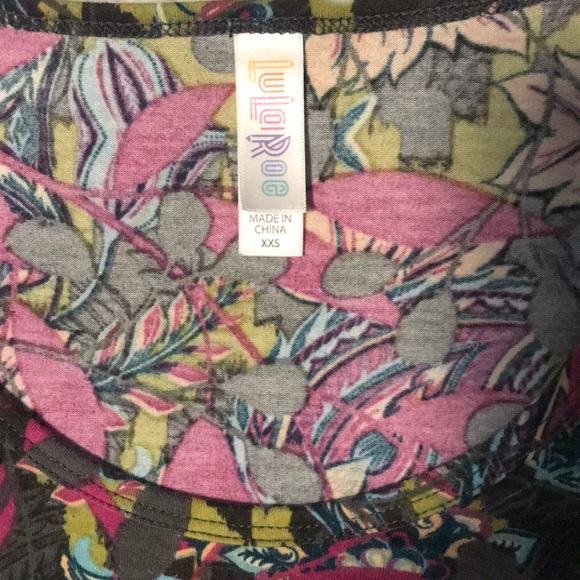 Lularoe Perfect Tee - Picture 2 of 3